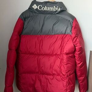 Columbia Red and Gray Puffer Jacket Size XL